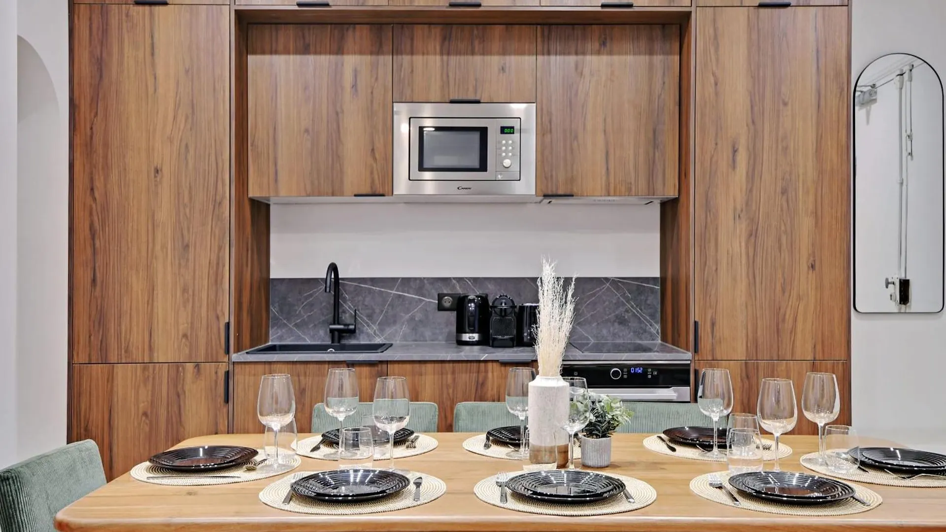 Spacious - 3bdr-6p *