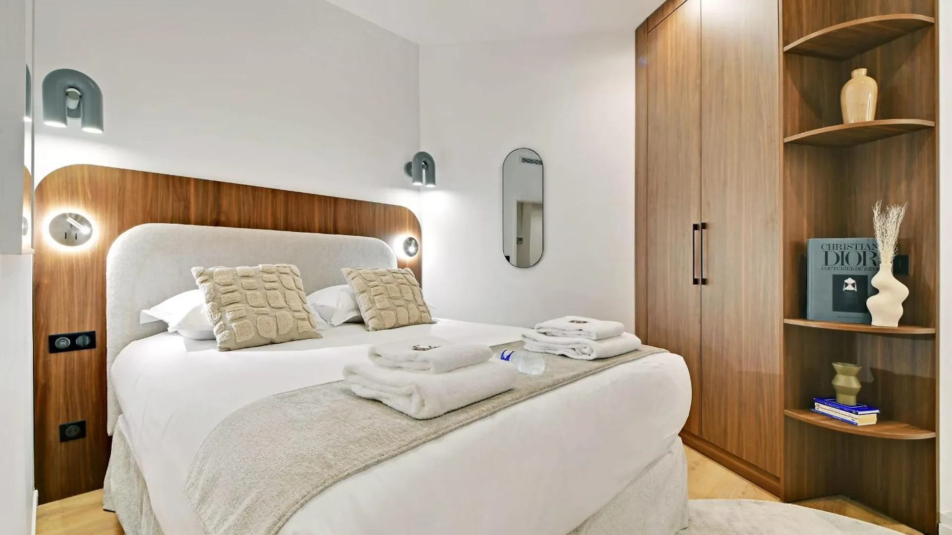 Apartment Spacious - 3bdr-6p *